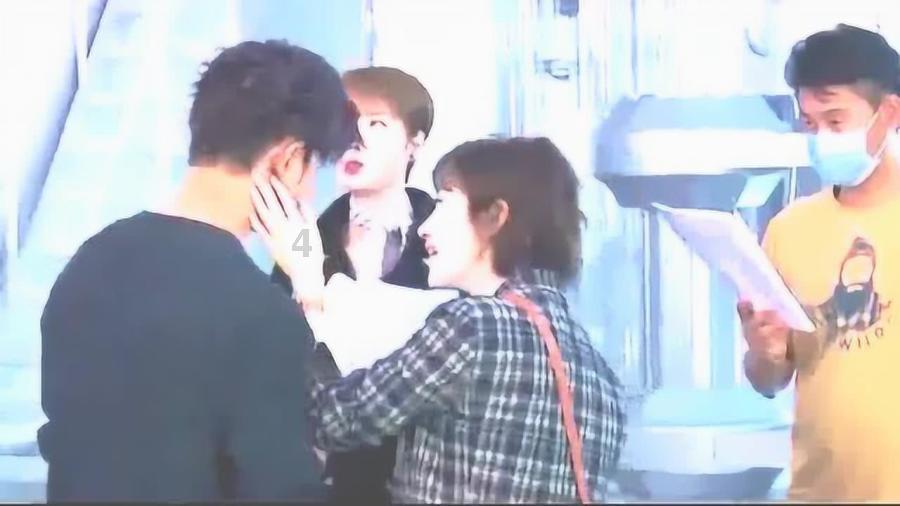 女生如果有什么表现，说明她一定喜欢你？游戏画面